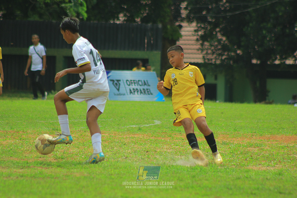 ijl u3 151125 el zeds vs pelita jaya soccer school