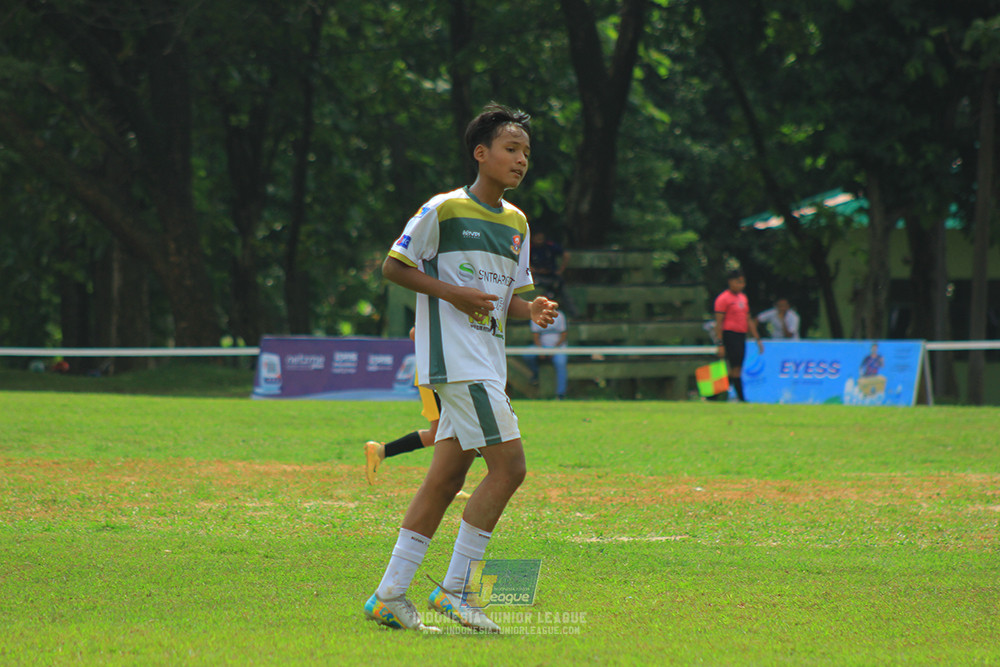 ijl u3 151125 el zeds vs pelita jaya soccer school