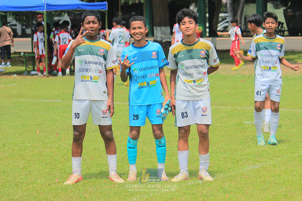 ijl u3 151125 el zeds vs pelita jaya soccer school