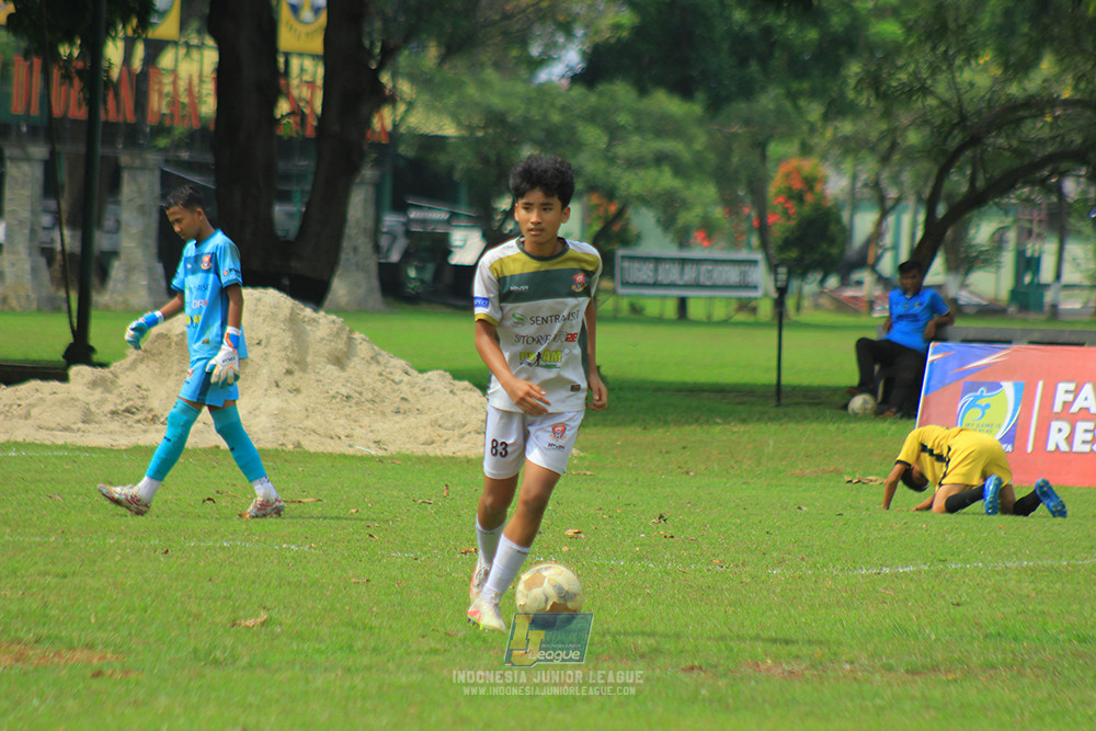 ijl u3 151125 el zeds vs pelita jaya soccer school