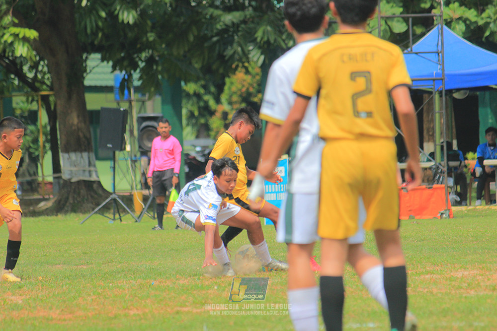 ijl u3 151125 el zeds vs pelita jaya soccer school