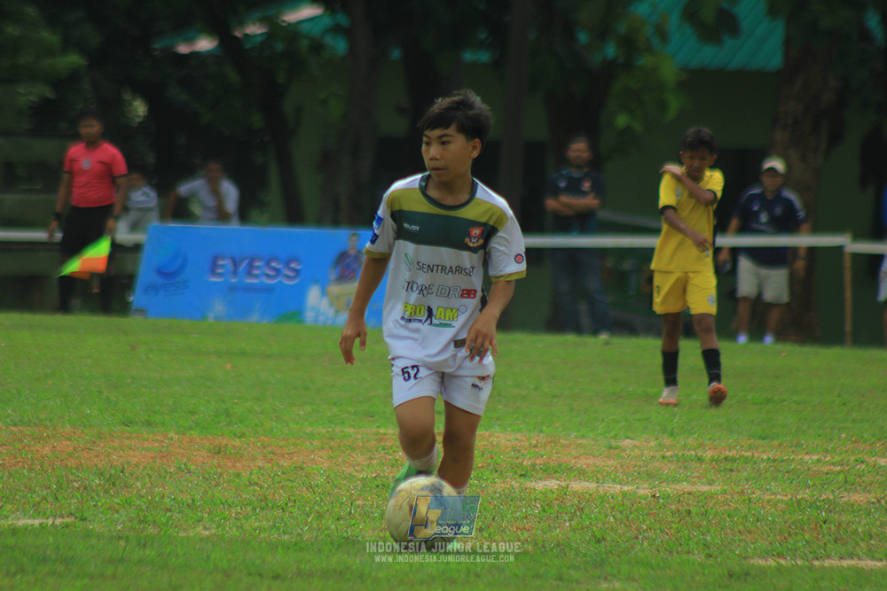 ijl u3 151125 el zeds vs pelita jaya soccer school