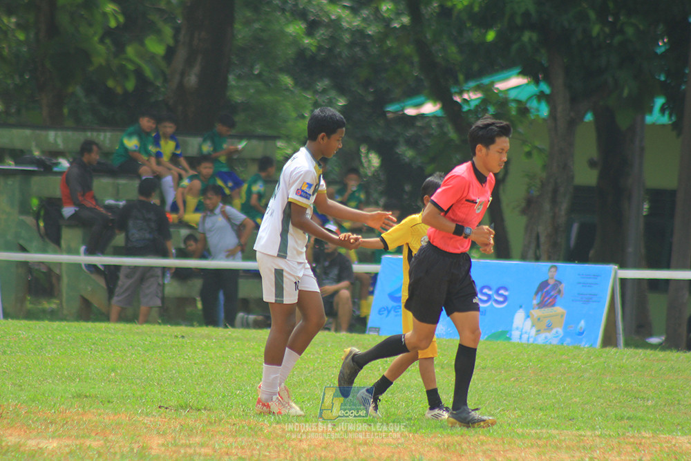 ijl u3 151125 el zeds vs pelita jaya soccer school
