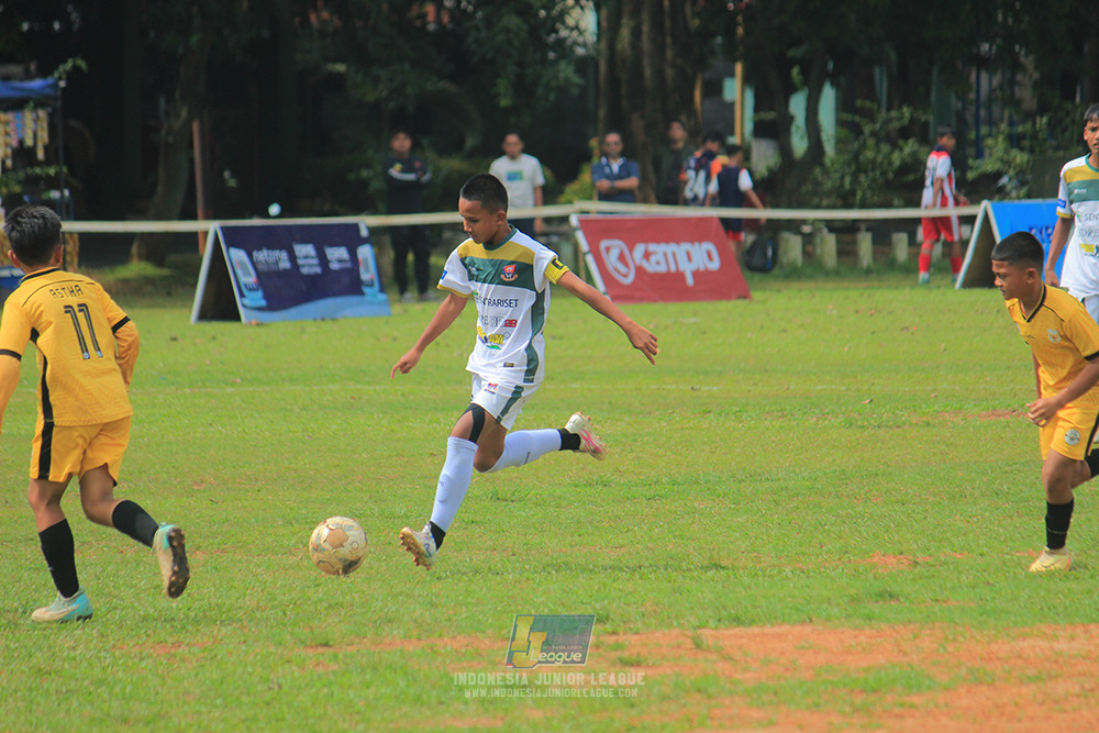 ijl u3 151125 el zeds vs pelita jaya soccer school