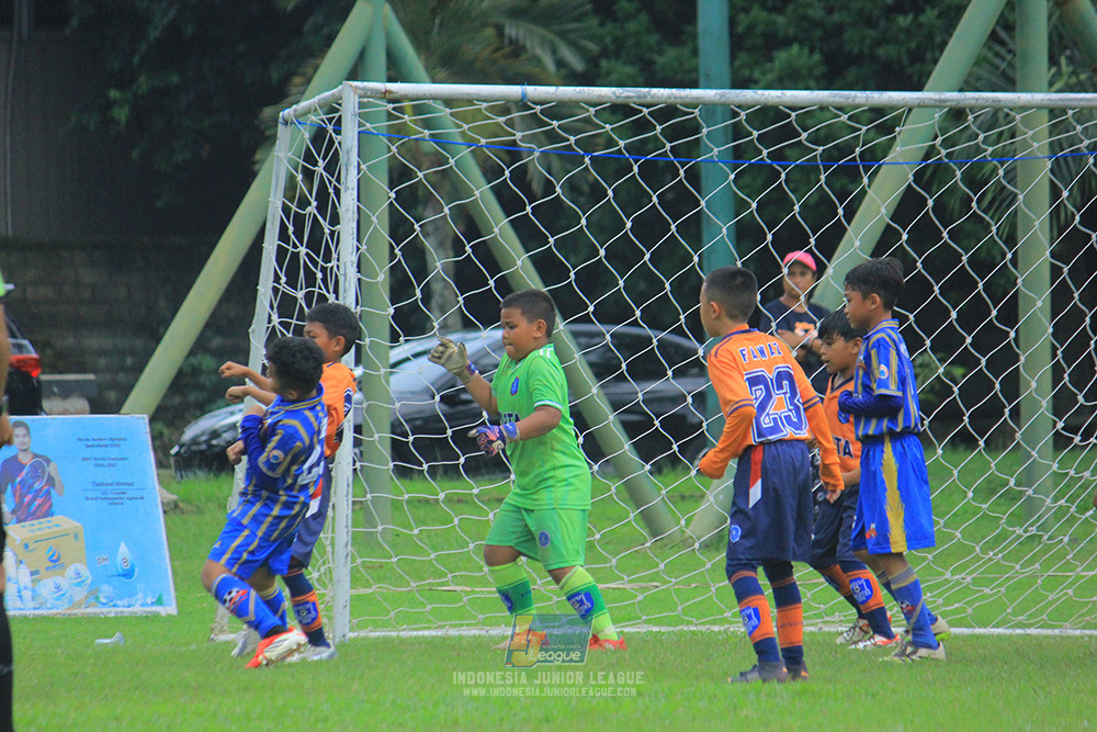 ijl u9 030526 sparta 1979 vs nusantara 2004