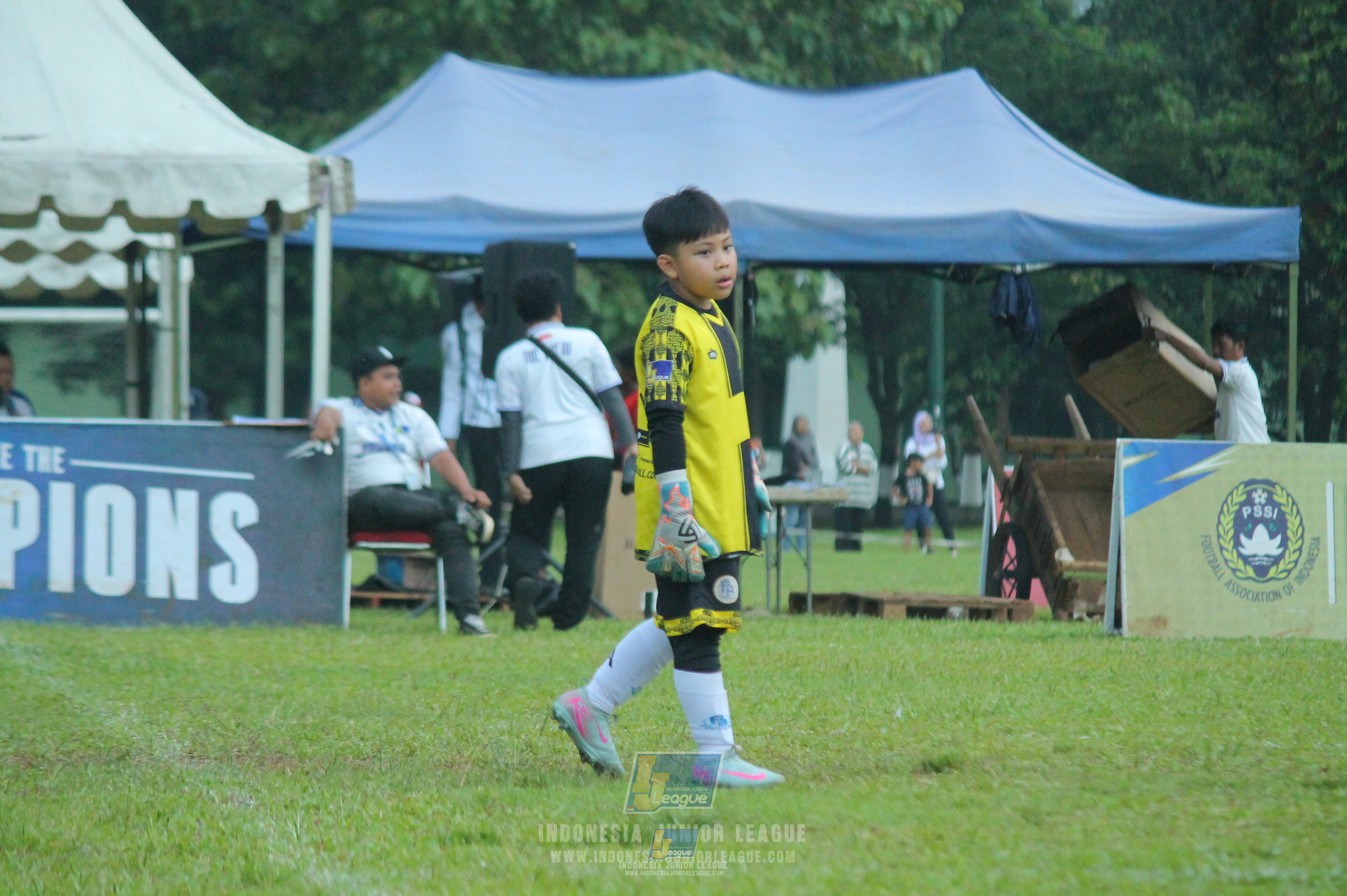 ijl u9 050426 wiradhika soccer vs proball football