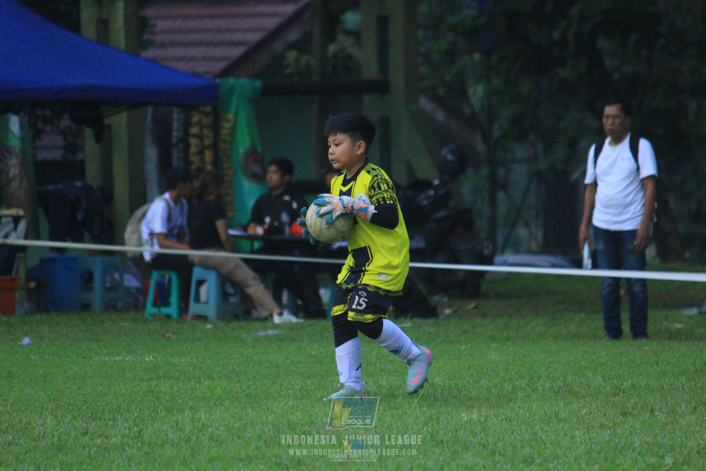 ijl u9 050426 wiradhika soccer vs proball football