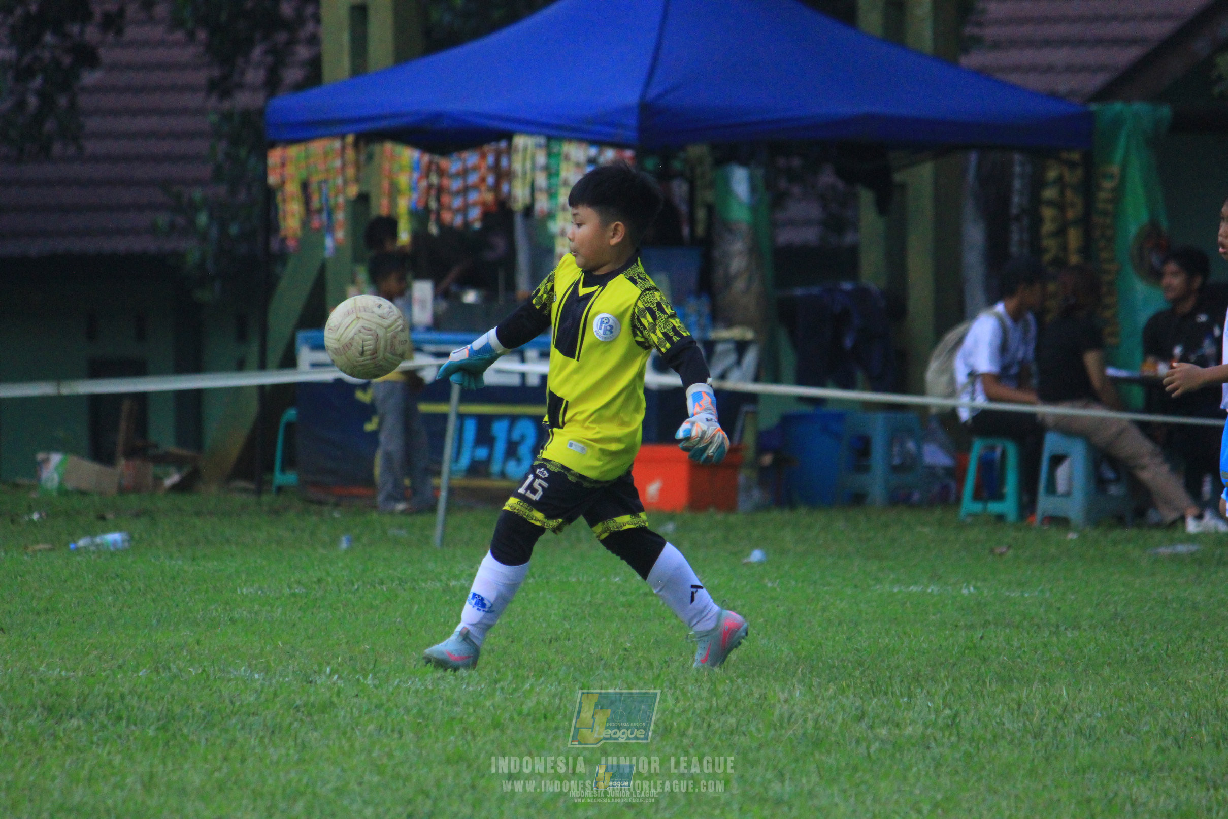 ijl u9 050426 wiradhika soccer vs proball football