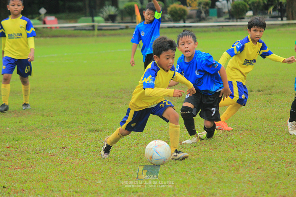ijl u9 110126 brazillian ss lfa vs steelford united