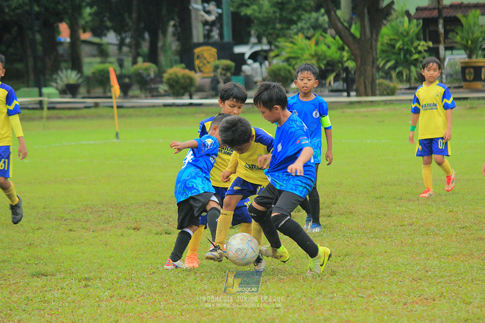 ijl u9 110126 brazillian ss lfa vs steelford united