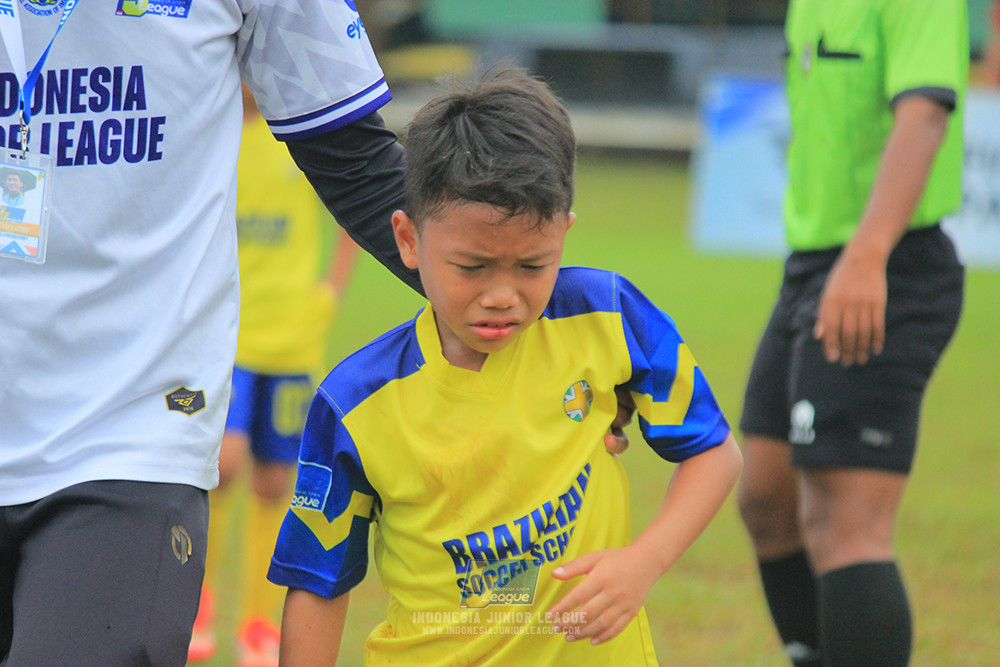 ijl u9 110126 brazillian ss lfa vs steelford united