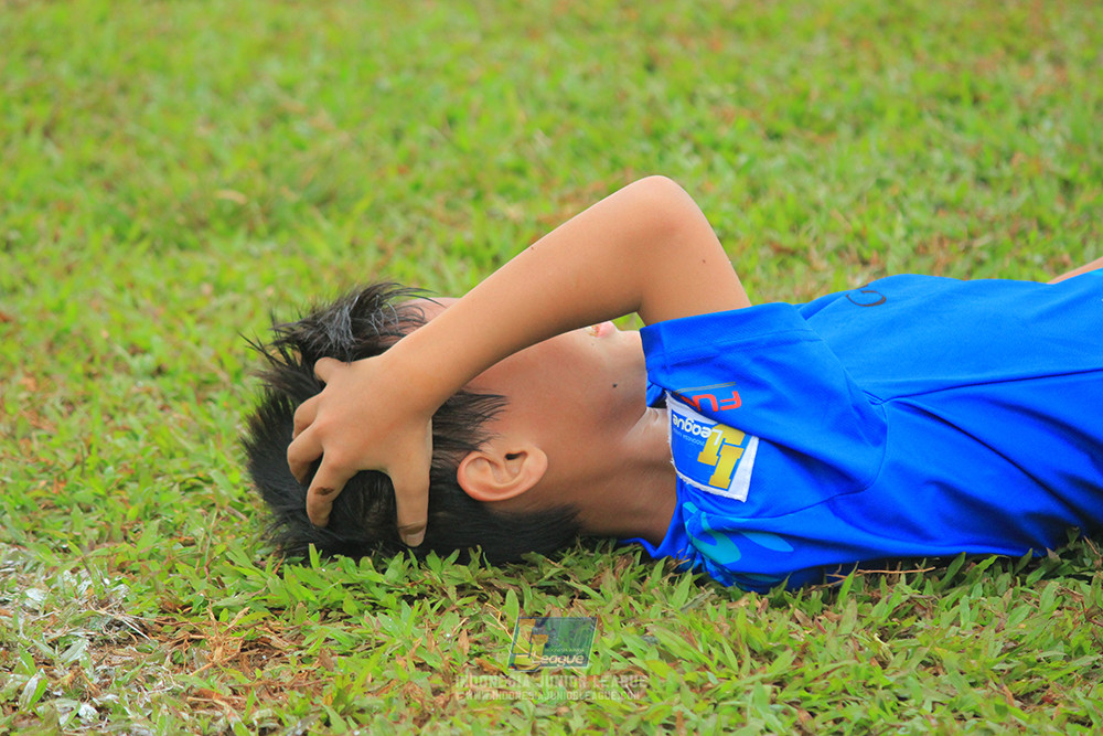 ijl u9 110126 brazillian ss lfa vs steelford united