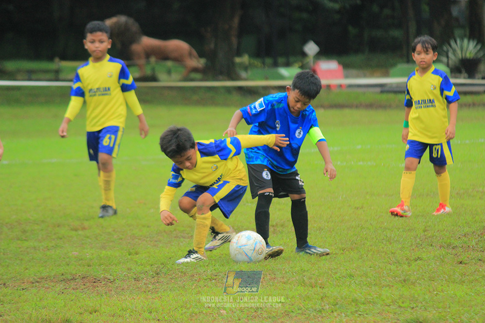 ijl u9 110126 brazillian ss lfa vs steelford united
