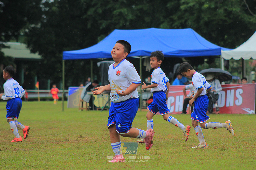 ijl u9 110126 diklat paku jaya vs wiradhika soccer