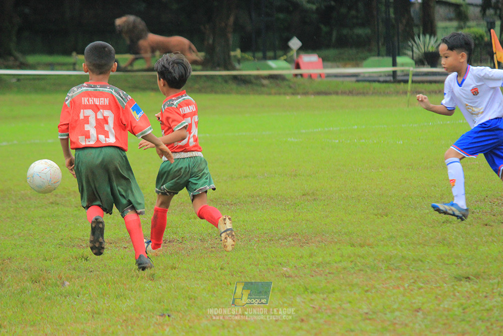 ijl u9 110126 diklat paku jaya vs wiradhika soccer