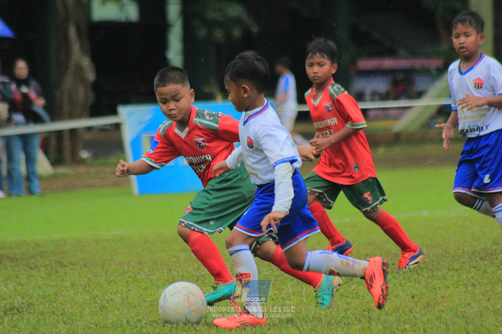 ijl u9 110126 diklat paku jaya vs wiradhika soccer