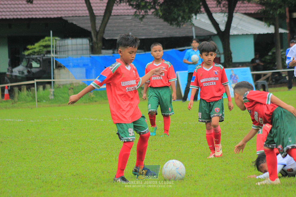 ijl u9 110126 diklat paku jaya vs wiradhika soccer