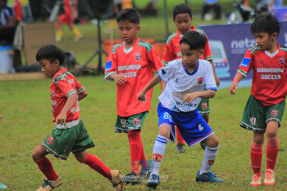 ijl u9 110126 diklat paku jaya vs wiradhika soccer
