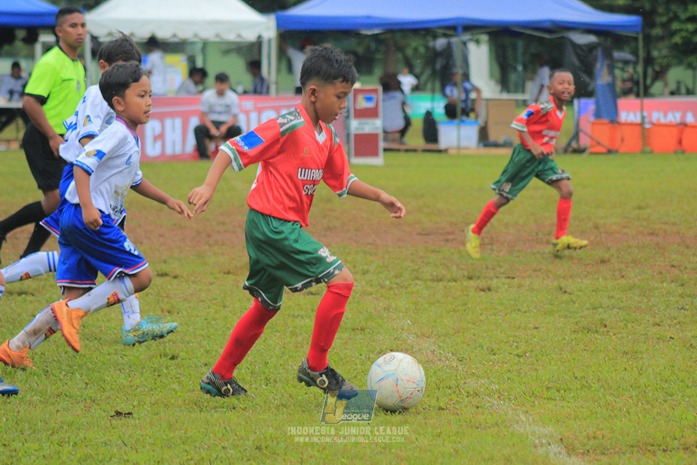ijl u9 110126 diklat paku jaya vs wiradhika soccer