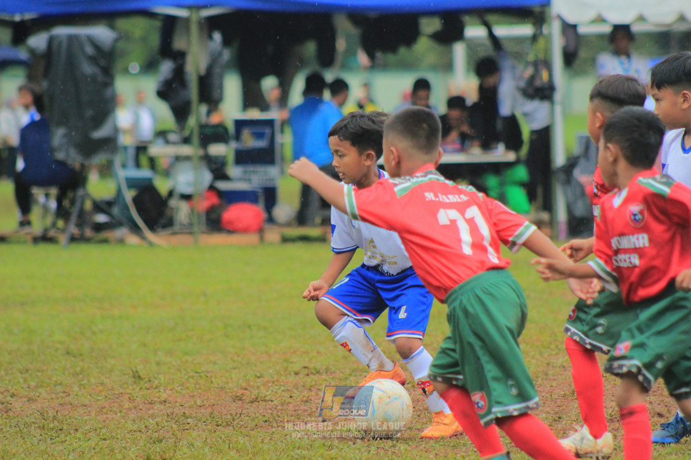 ijl u9 110126 diklat paku jaya vs wiradhika soccer