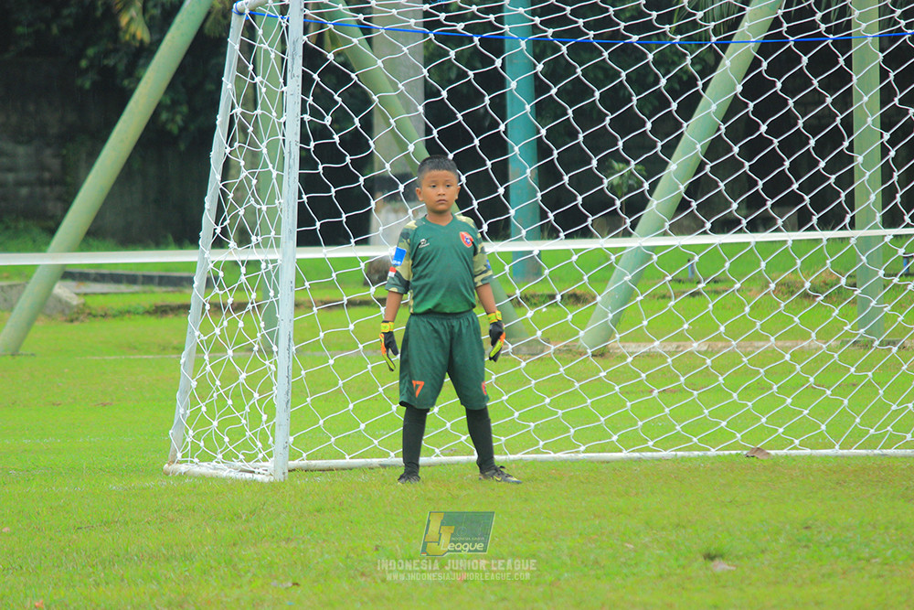 ijl u9 110126 diklat paku jaya vs wiradhika soccer