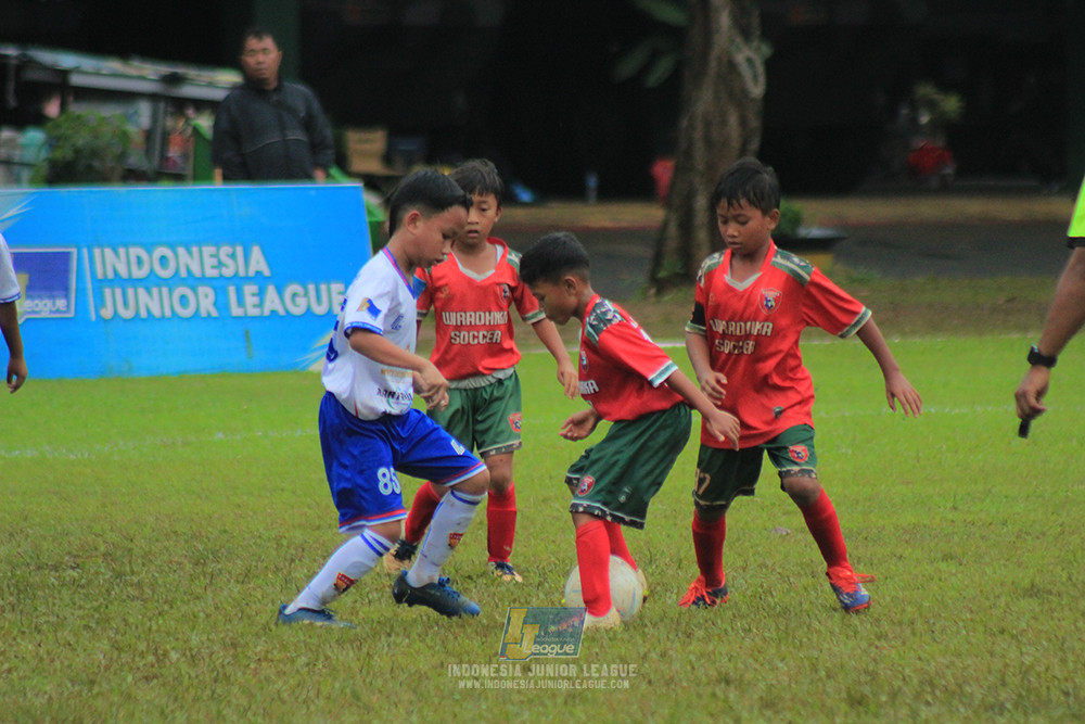 ijl u9 110126 diklat paku jaya vs wiradhika soccer
