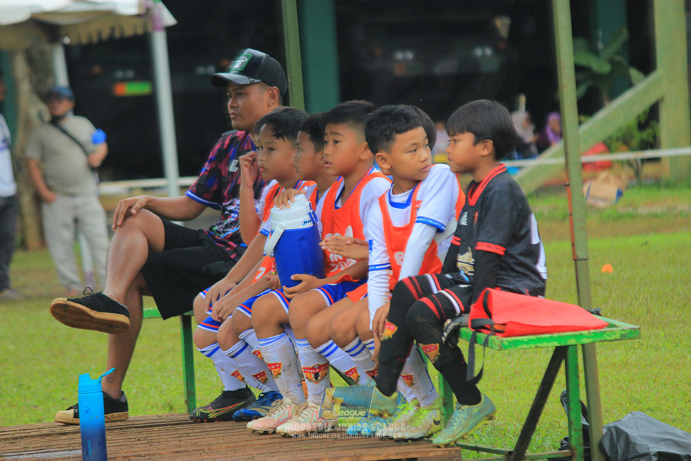 ijl u9 110126 diklat paku jaya vs wiradhika soccer