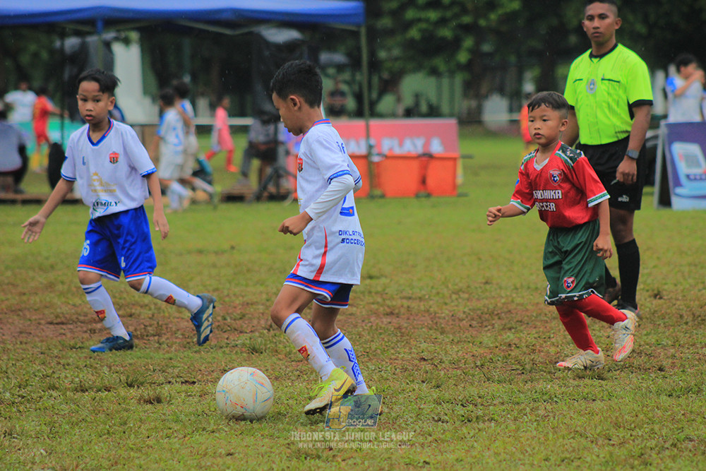 ijl u9 110126 diklat paku jaya vs wiradhika soccer