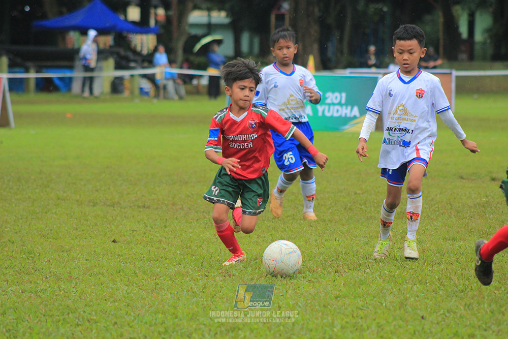 ijl u9 110126 diklat paku jaya vs wiradhika soccer