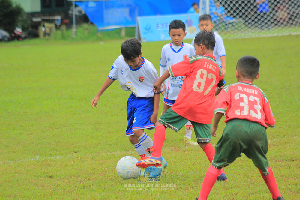 ijl u9 110126 diklat paku jaya vs wiradhika soccer