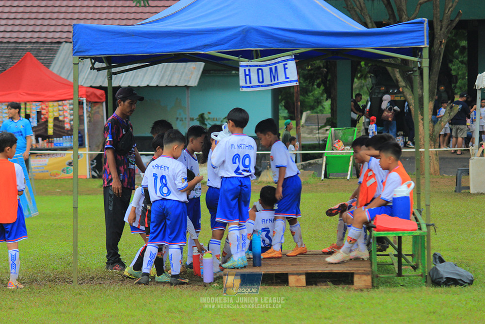 ijl u9 110126 diklat paku jaya vs wiradhika soccer