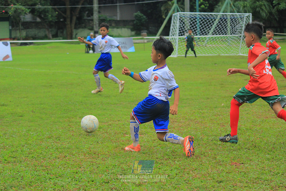 ijl u9 110126 diklat paku jaya vs wiradhika soccer