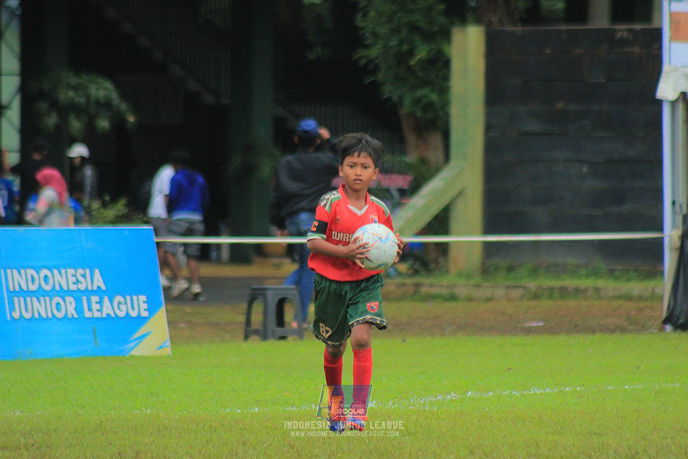 ijl u9 110126 diklat paku jaya vs wiradhika soccer
