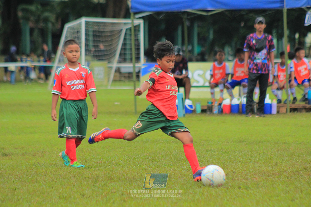 ijl u9 110126 diklat paku jaya vs wiradhika soccer