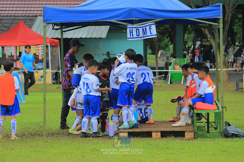 ijl u9 110126 diklat paku jaya vs wiradhika soccer
