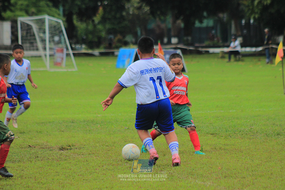 ijl u9 110126 diklat paku jaya vs wiradhika soccer