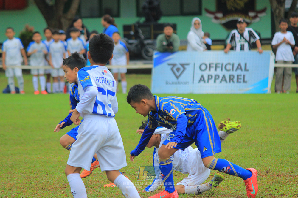 ijl u9 110126 nusantara 2004 brazillian ss senayan