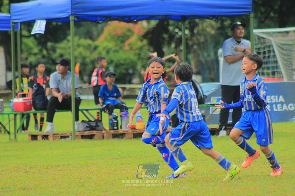 ijl u9 110126 nusantara 2004 brazillian ss senayan