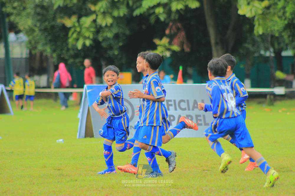 ijl u9 110126 nusantara 2004 brazillian ss senayan