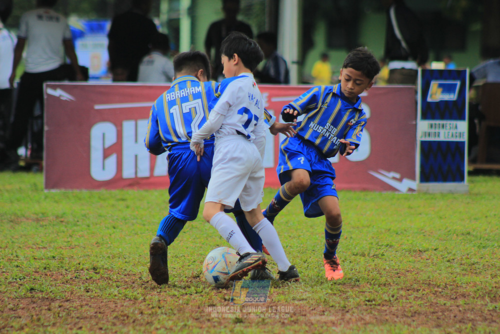 ijl u9 110126 nusantara 2004 brazillian ss senayan