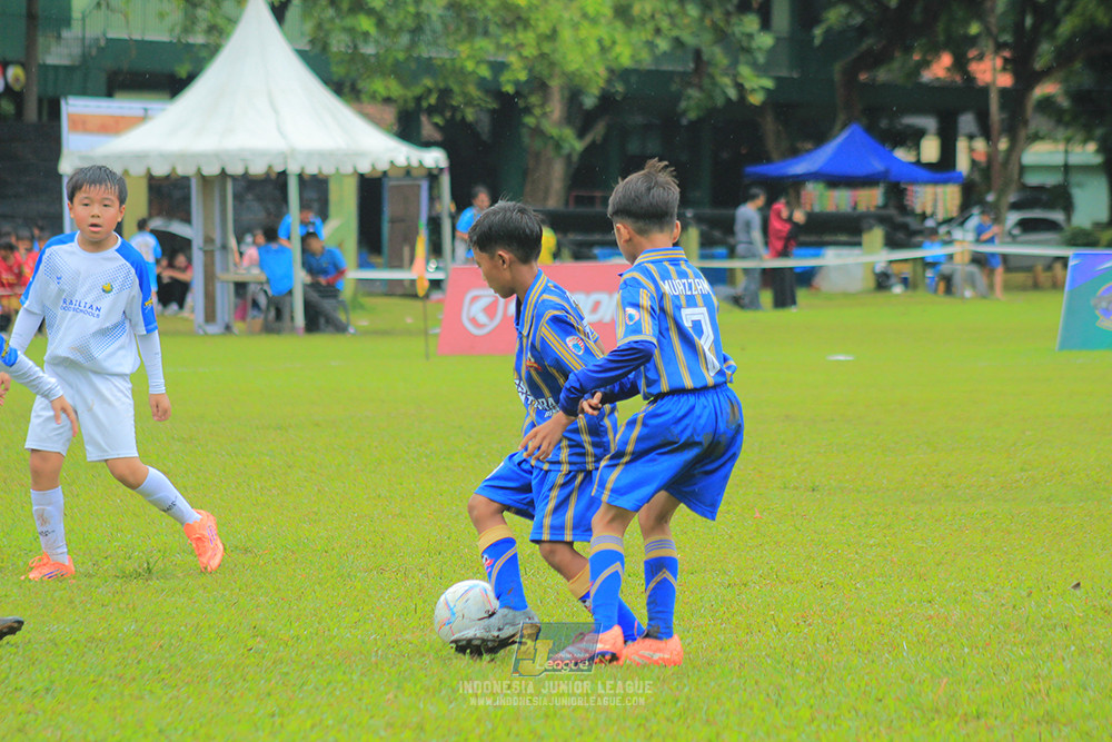 ijl u9 110126 nusantara 2004 brazillian ss senayan