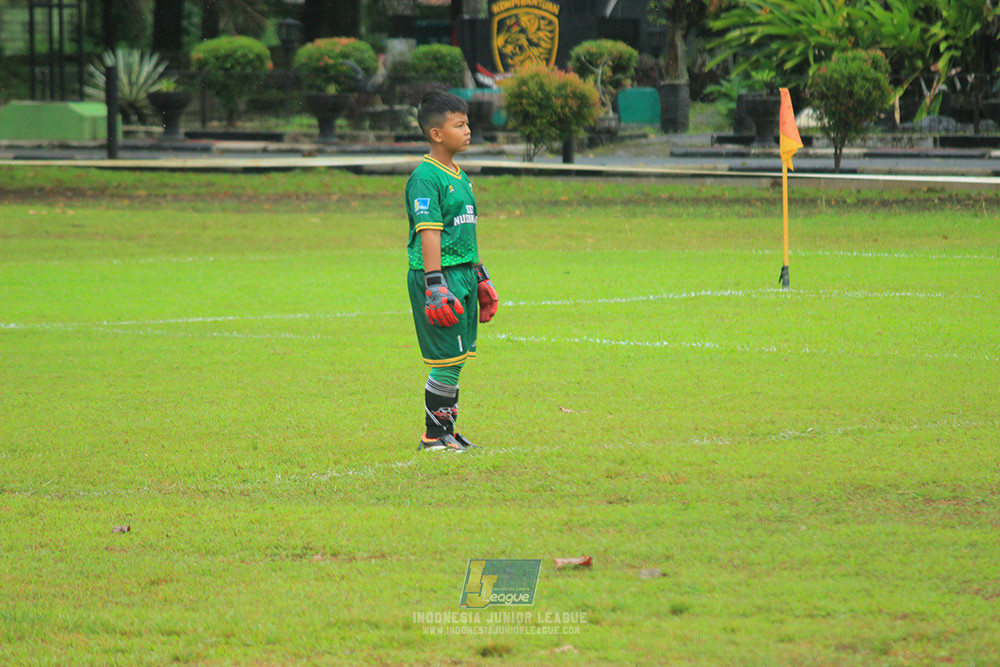 ijl u9 110126 nusantara 2004 brazillian ss senayan