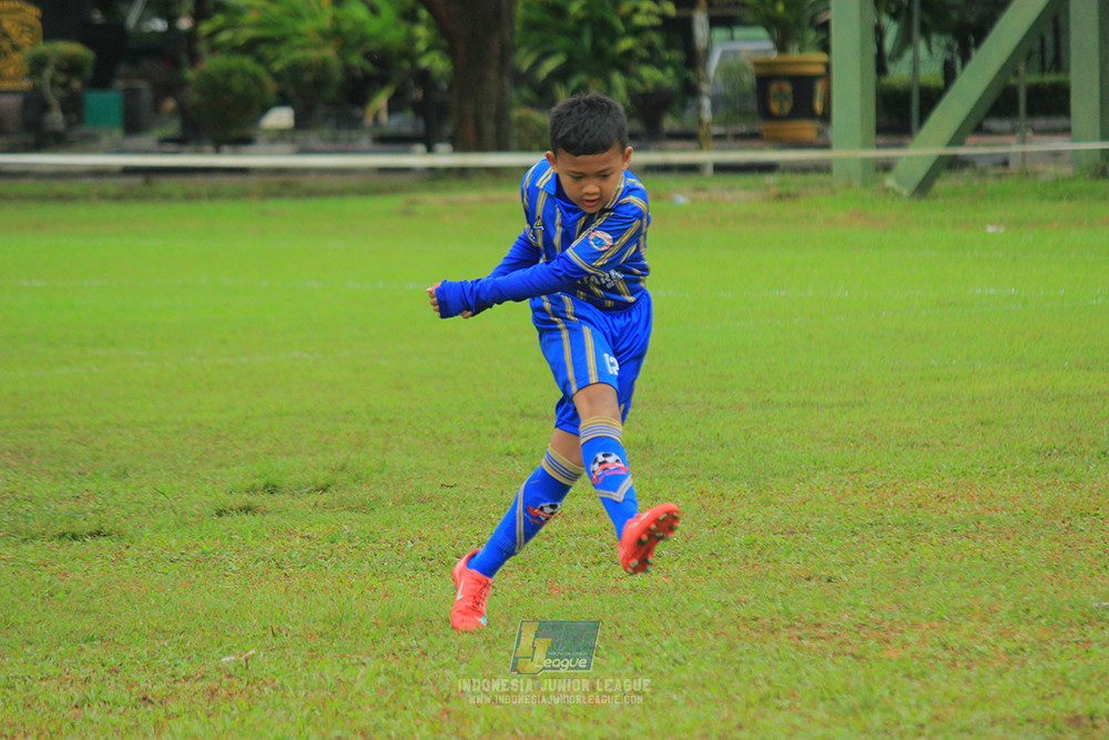 ijl u9 110126 nusantara 2004 brazillian ss senayan