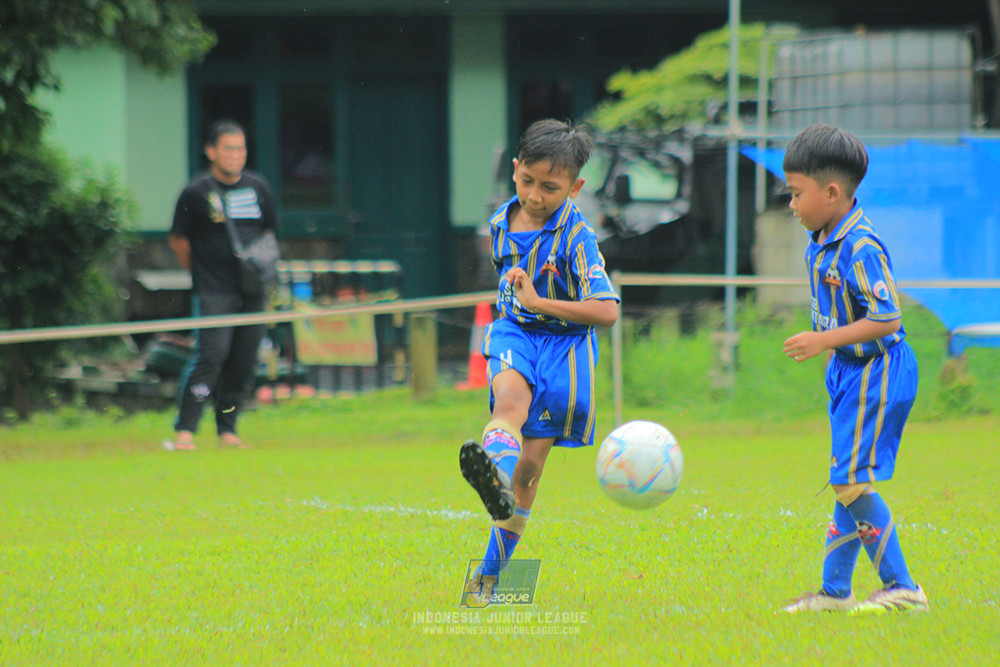 ijl u9 110126 nusantara 2004 brazillian ss senayan