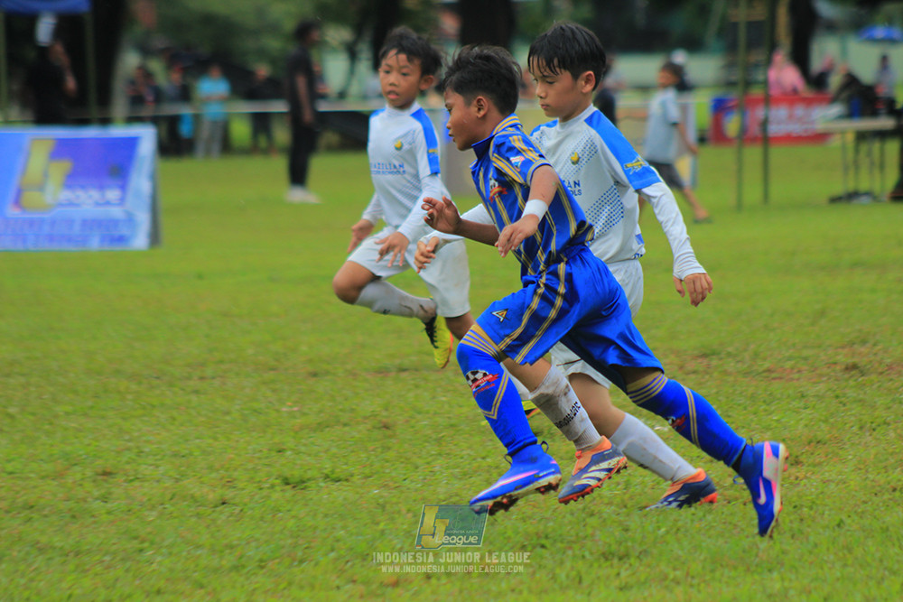 ijl u9 110126 nusantara 2004 brazillian ss senayan