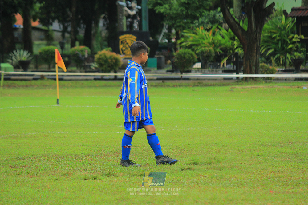 ijl u9 110126 nusantara 2004 brazillian ss senayan