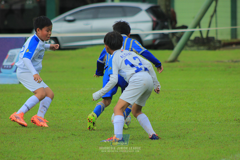 ijl u9 110126 nusantara 2004 brazillian ss senayan