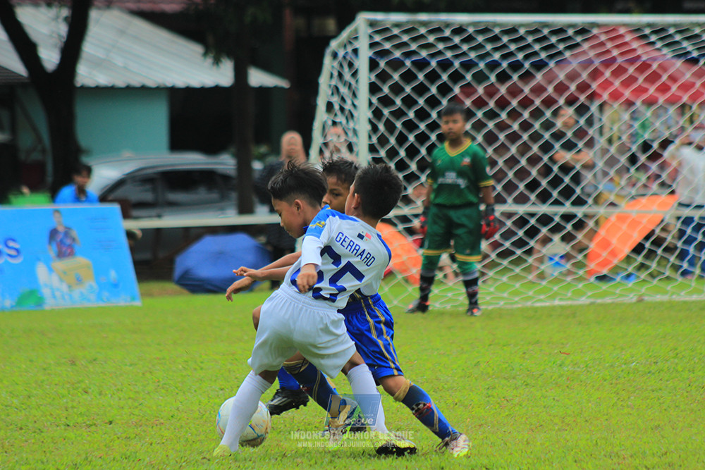 ijl u9 110126 nusantara 2004 brazillian ss senayan