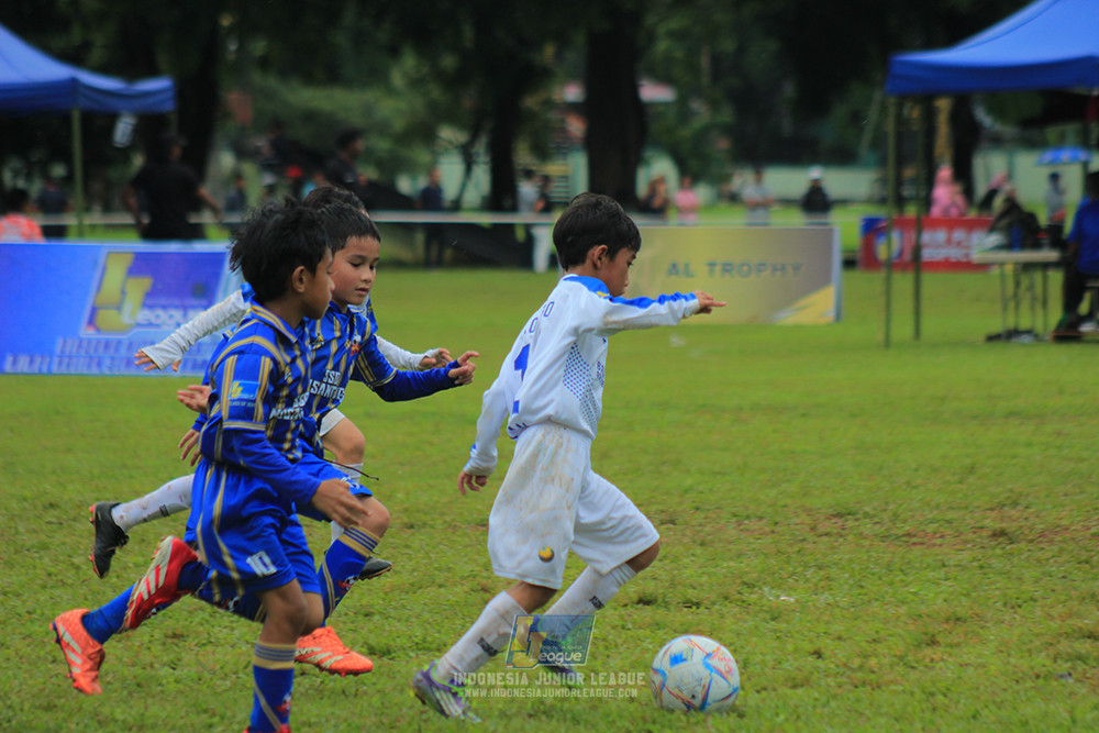 ijl u9 110126 nusantara 2004 brazillian ss senayan