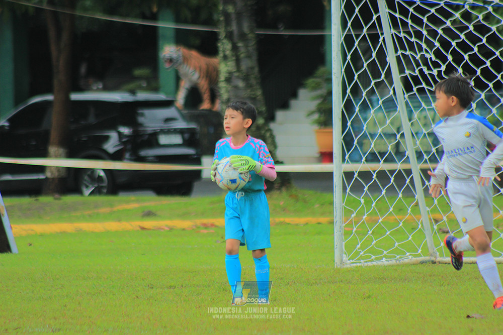 ijl u9 110126 nusantara 2004 brazillian ss senayan